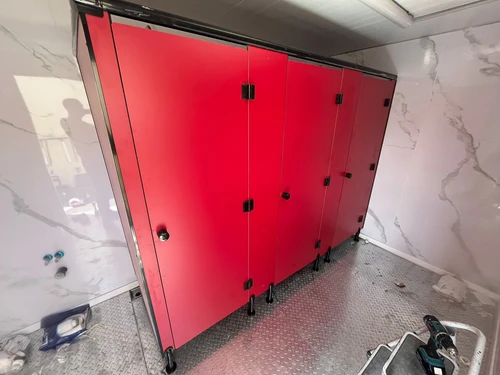 תאי שירותים מטרספה בנווה אורנים חיפה.