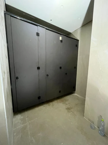 תאי שירותים מטרספה בדיור מוגן כפר סבא.