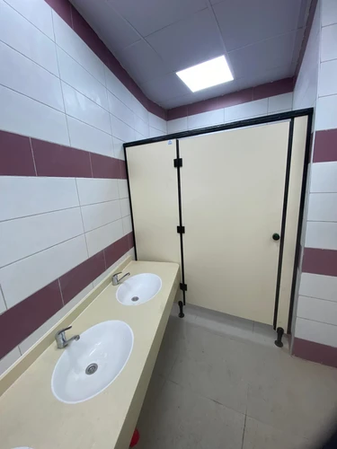 תאי שירותים מטרספה בגן ילדים בבית שמש (4).